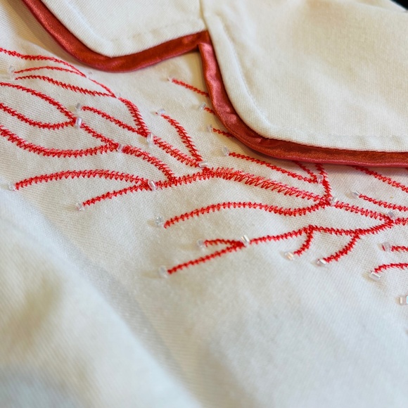 Crisp White Coral Beaded Blazer by Christine Philippé California - Size 12 - Picture 4 of 8